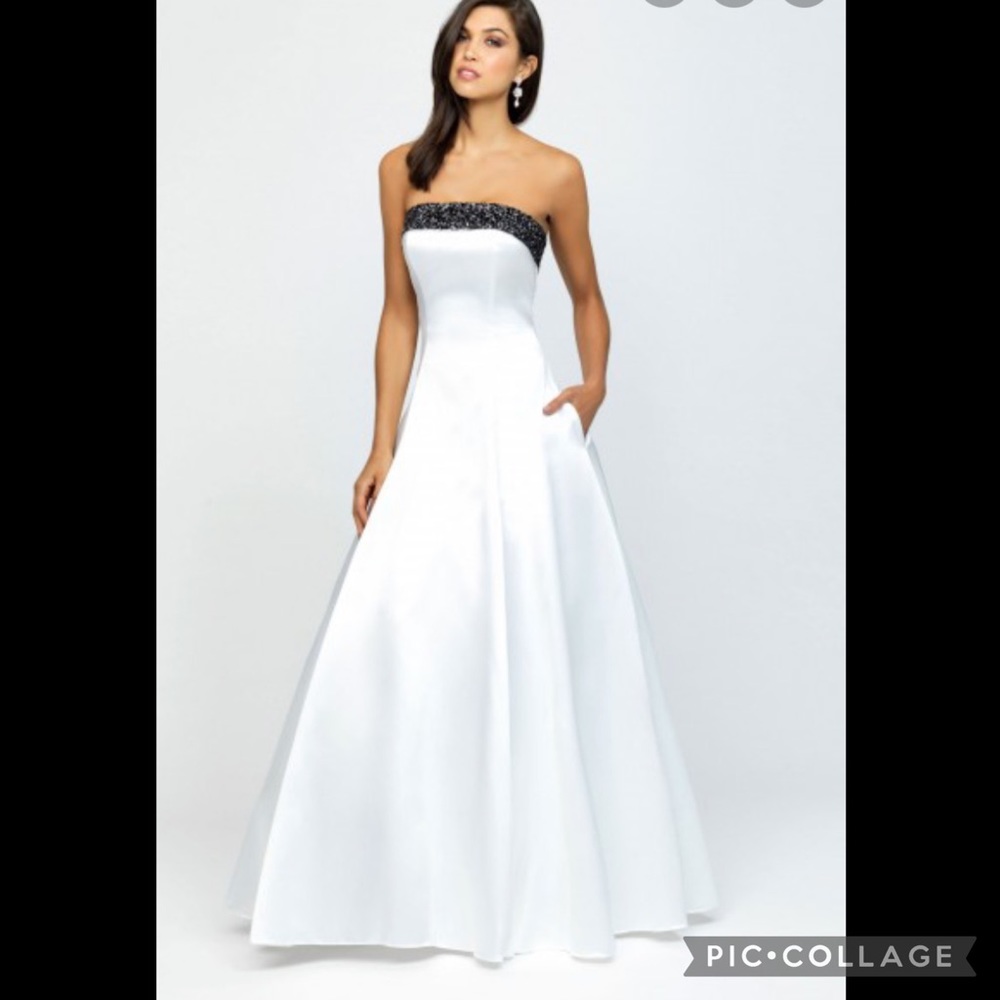 Monique Lhuillier strapless fit and flare gown